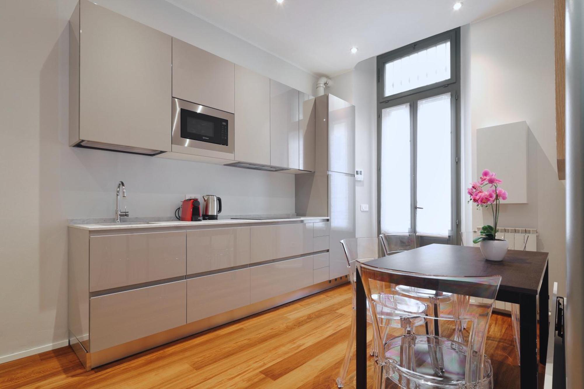 Joivy Modern Flat Near Duomo Di Milano Apartment Exterior photo